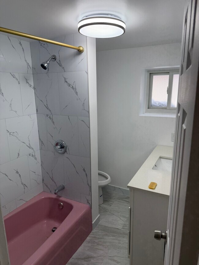 baño - 9505 165th Ave