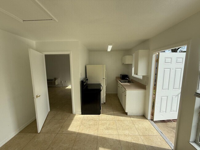 Foto del edificio - 316 Mango Dr