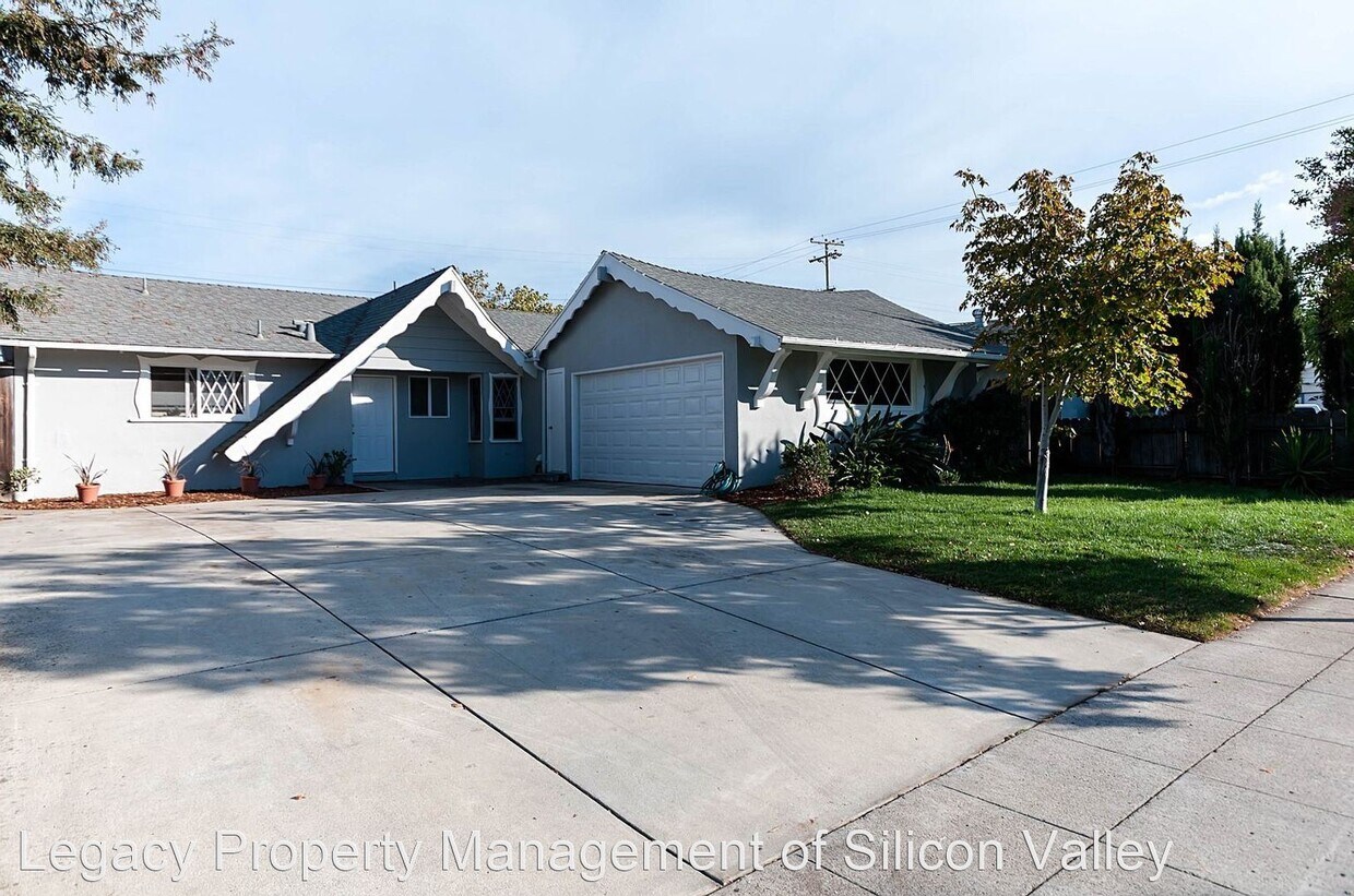 Primary Photo - 4 br, 2 bath House - 1434 Helmond Lane