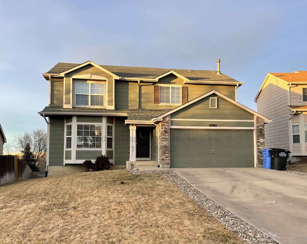 Gorgeous 4 Bedroom Home in Widefield/Fountain Area - Gorgeous 4 Bedroom Home in Widefield/Fountain Area