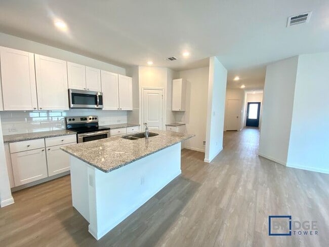 Building Photo - 316 Cordova Terrace Seguin, TX 78155