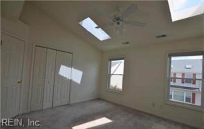 Building Photo - 8550 Tidewater Dr
