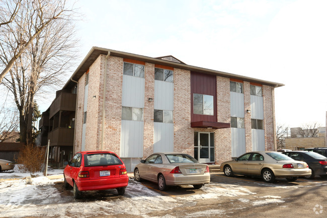 Building Photo - Seymour Manor Apartments