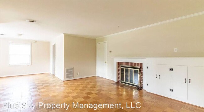Building Photo - 3 br, 1 bath House - 1300 W Beechwood Ave