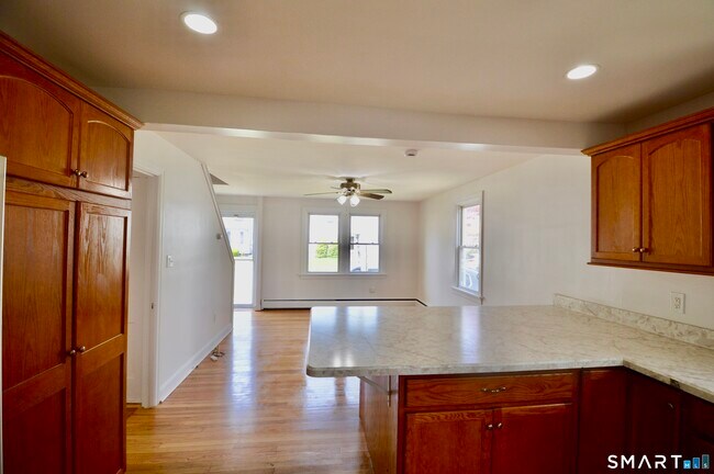 Foto del edificio - 314 Knowlton St