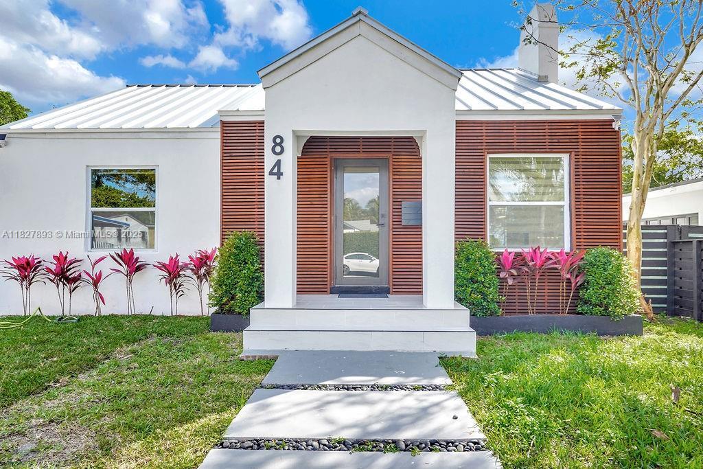 Foto principal - 84 NW 48th St