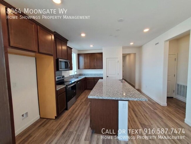 Foto del edificio - 8064 Moongate Wy