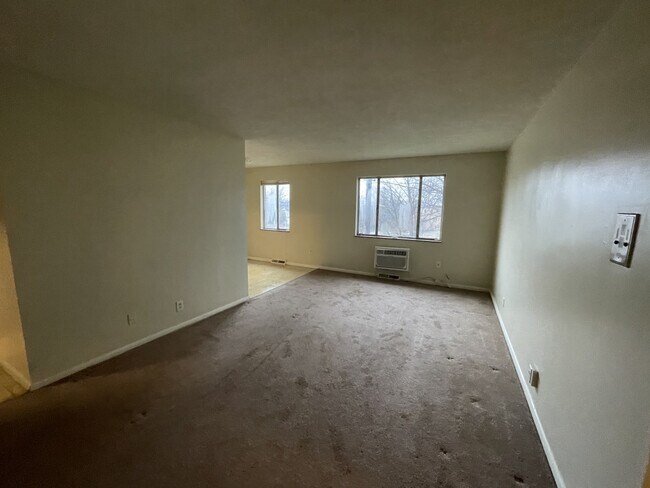 Foto del edificio - 5151 Lee Rd