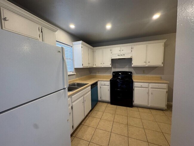 Foto del edificio - 8199 NW 23rd St