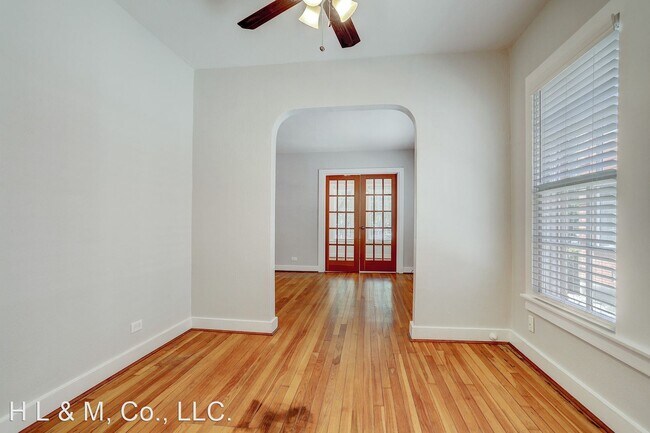 Building Photo - 1812-1812 W Alabama St