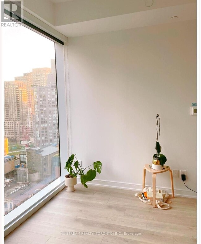 Building Photo - 3 Gloucester St