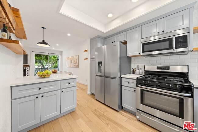 Foto del edificio - 8500 Falmouth Ave