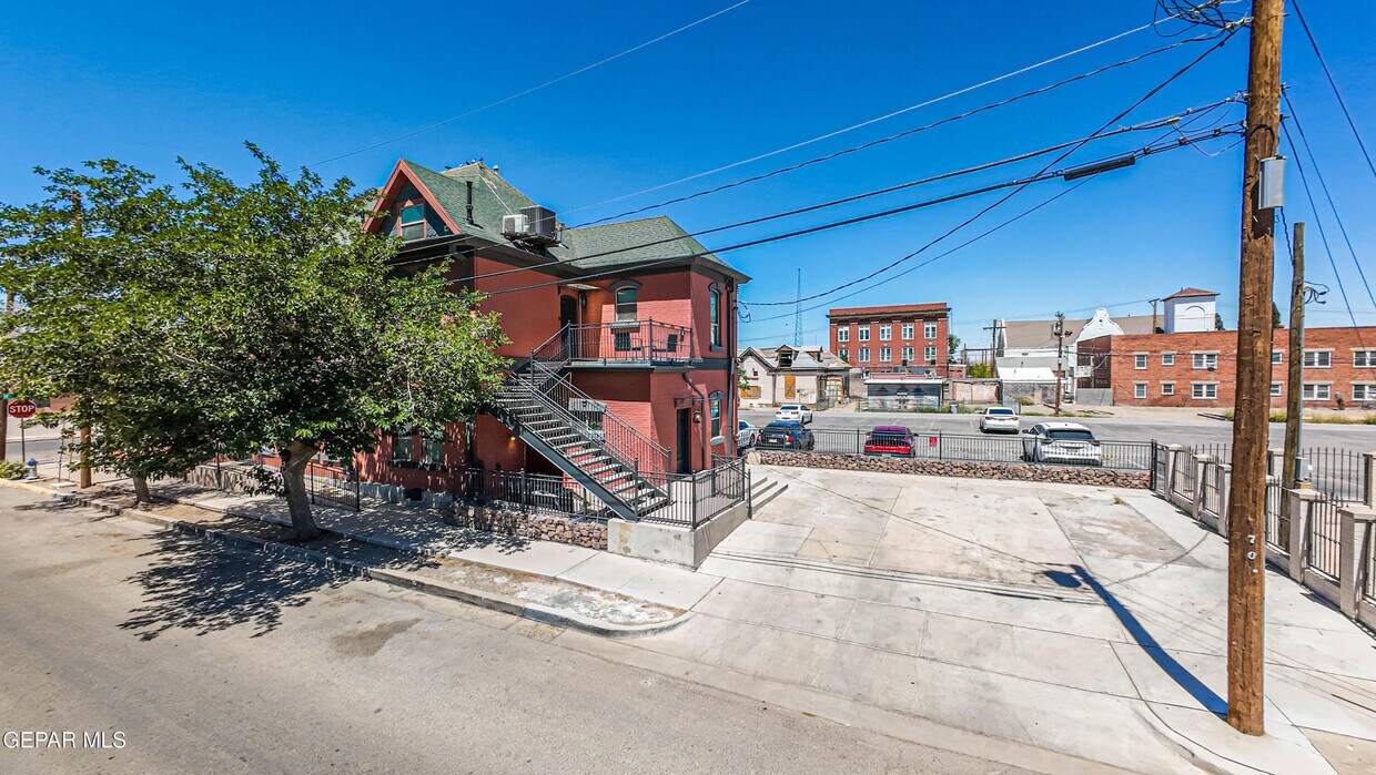 Foto principal - 702 Myrtle Ave