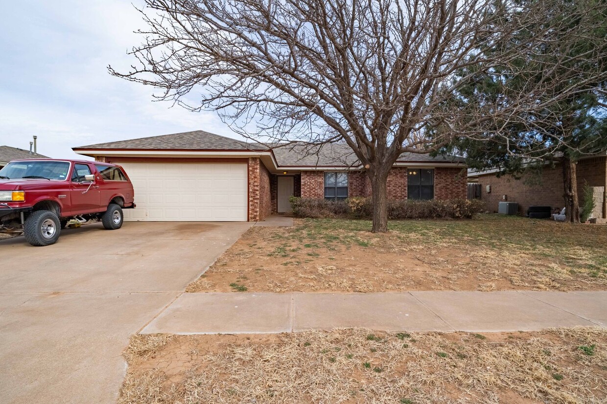 Foto principal - All Appliances Included- Wolfforth, TX!