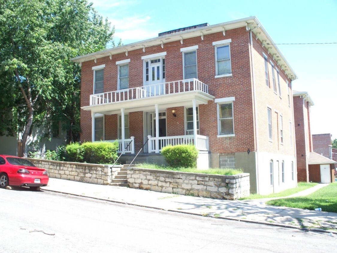 Foto principal - Eugene Field Apartments