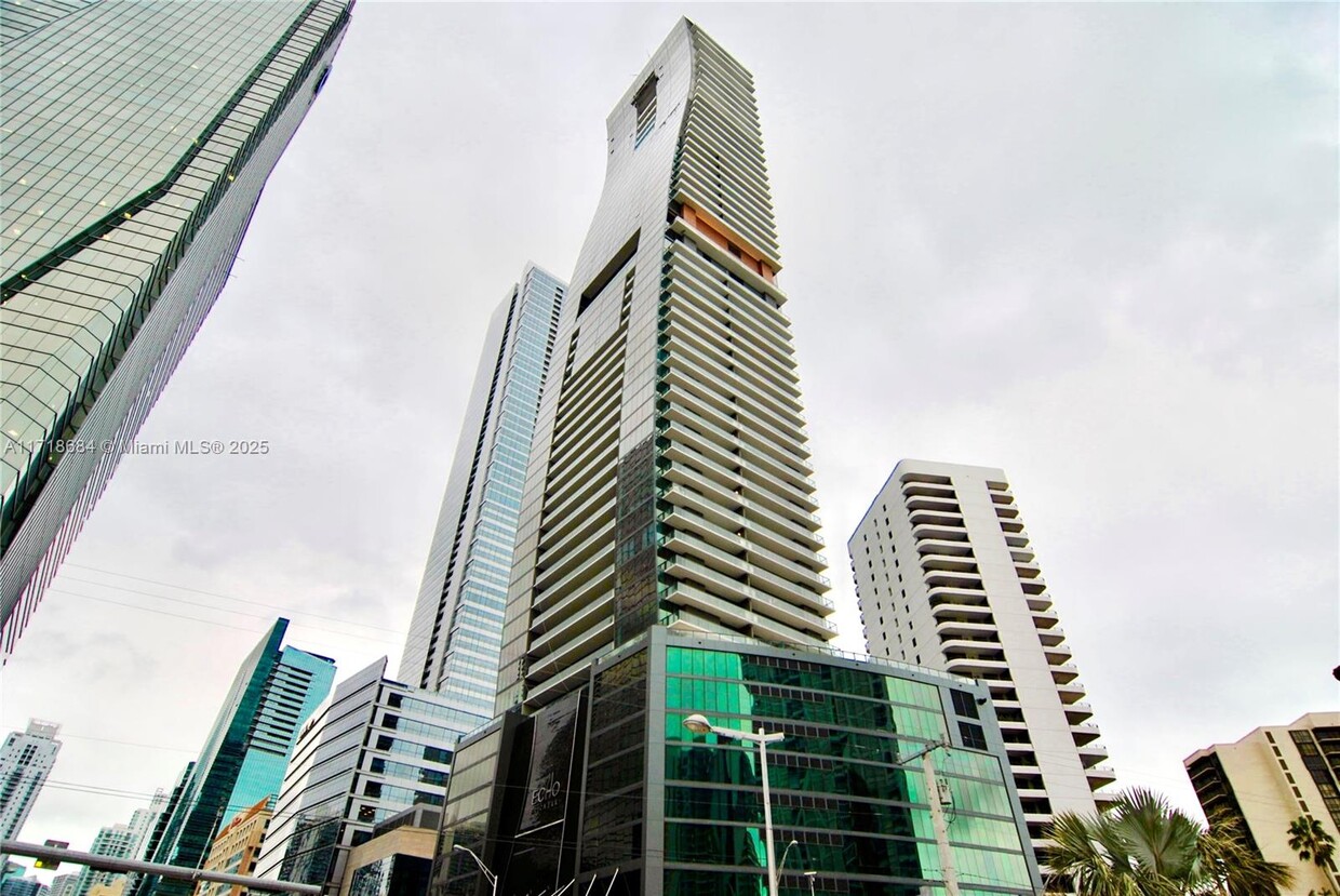 Foto principal - 1451 Brickell Ave