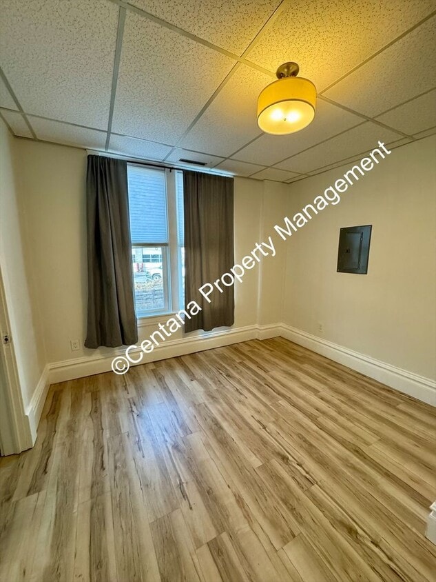 Primary Photo - 722 S Montana St