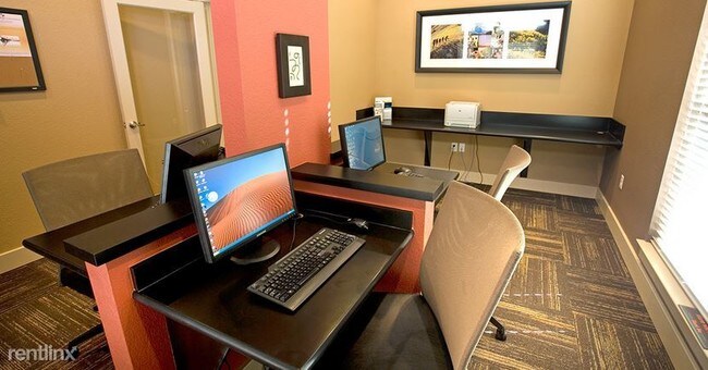 Foto del edificio - 8001 W Highway 71