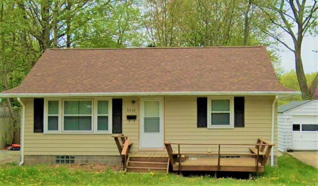 Primary Photo - 3538 Orchard Dr