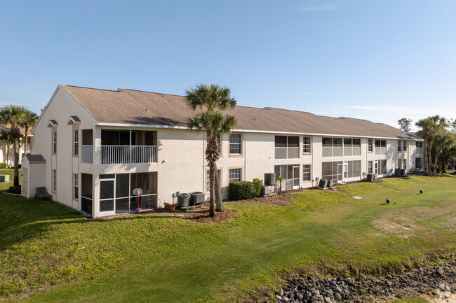 Alt Building Angle - Terraverde Country Club Condominiums