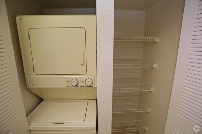 Interior Photo - Waverly Apartments