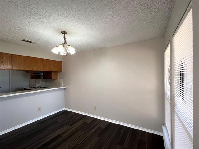 Building Photo - 135 Wildwood Dr