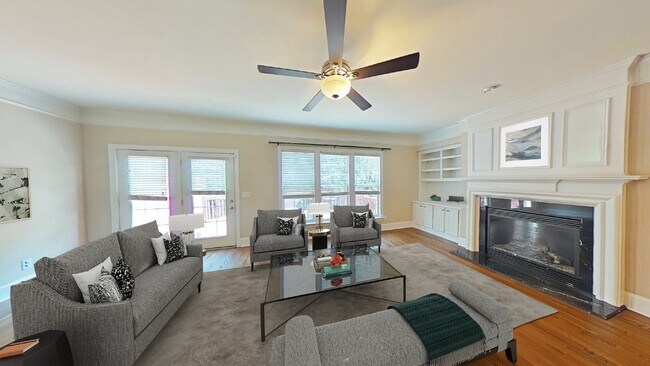 Foto del edificio - 2203 Cumberland Pkwy SE