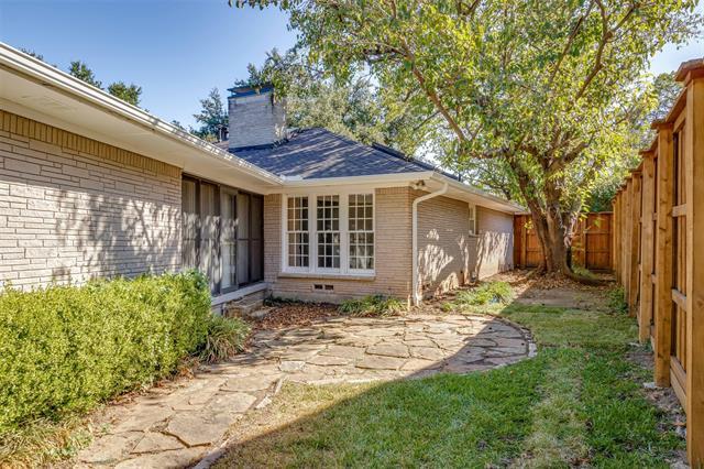 Foto del edificio - 6823 Tulip Ln