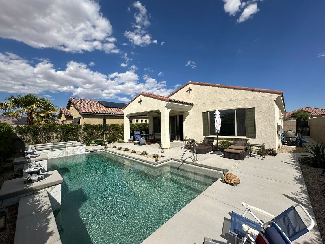 Primary Photo - Short term Furnished home in the desirable...