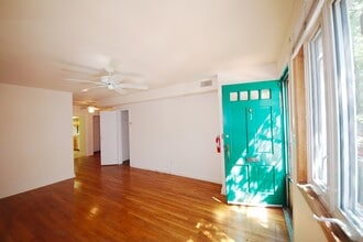 Building Photo - 218 10th St NE