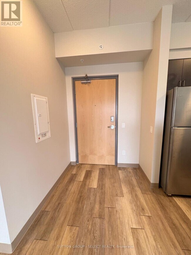 Building Photo - 99 Pond Mills Rd