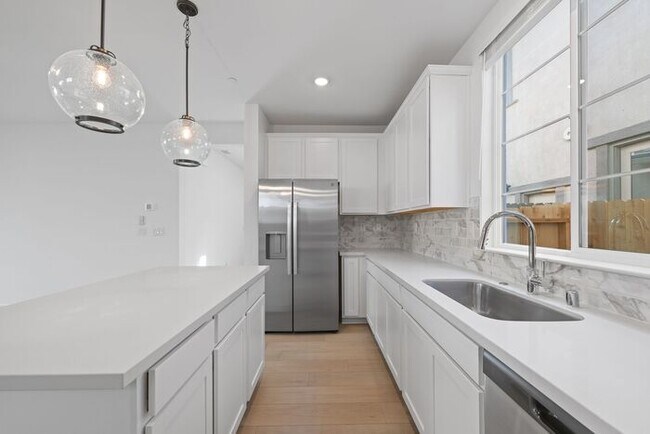 Building Photo - Brand new Arrowcreek Stunner!