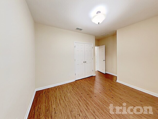 Foto del edificio - 3407 Mallard Pond Blvd