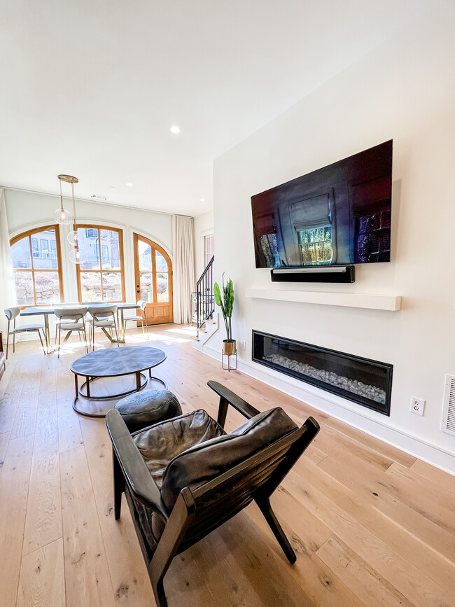 Foto del edificio - 125 Kelmscott Ln