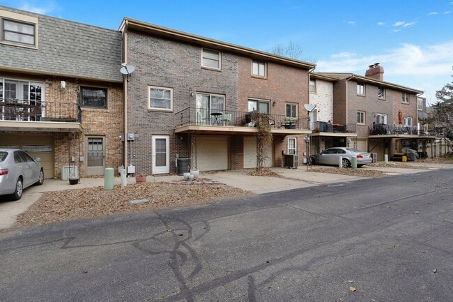 Building Photo - Quality Home Management