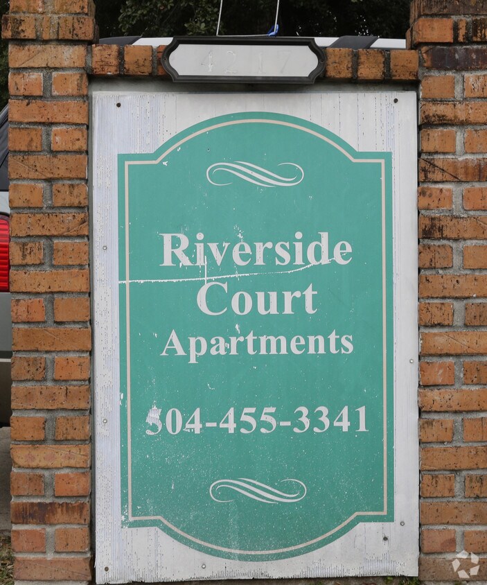 Building Photo - Riverside Court I