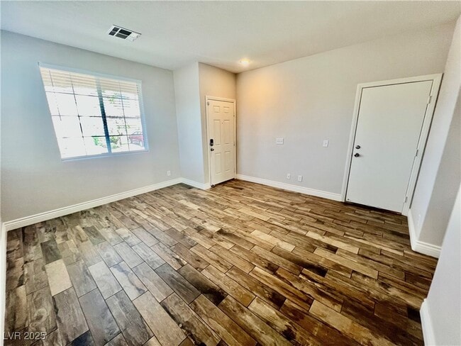 Foto del edificio - 1219 Willow Village Ave