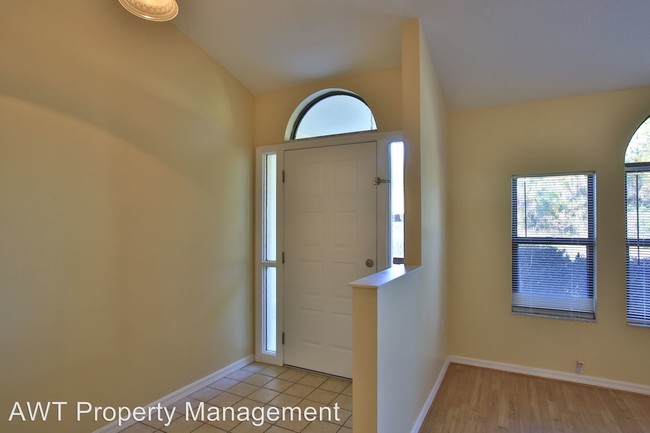 Foto del edificio - 3 br, 2 bath House - 28 Pierce Lane