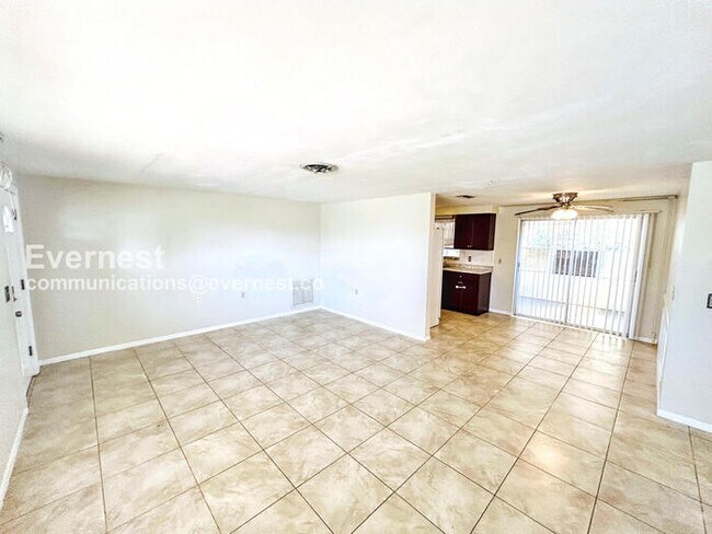 Foto del edificio - 3438 Monticello St