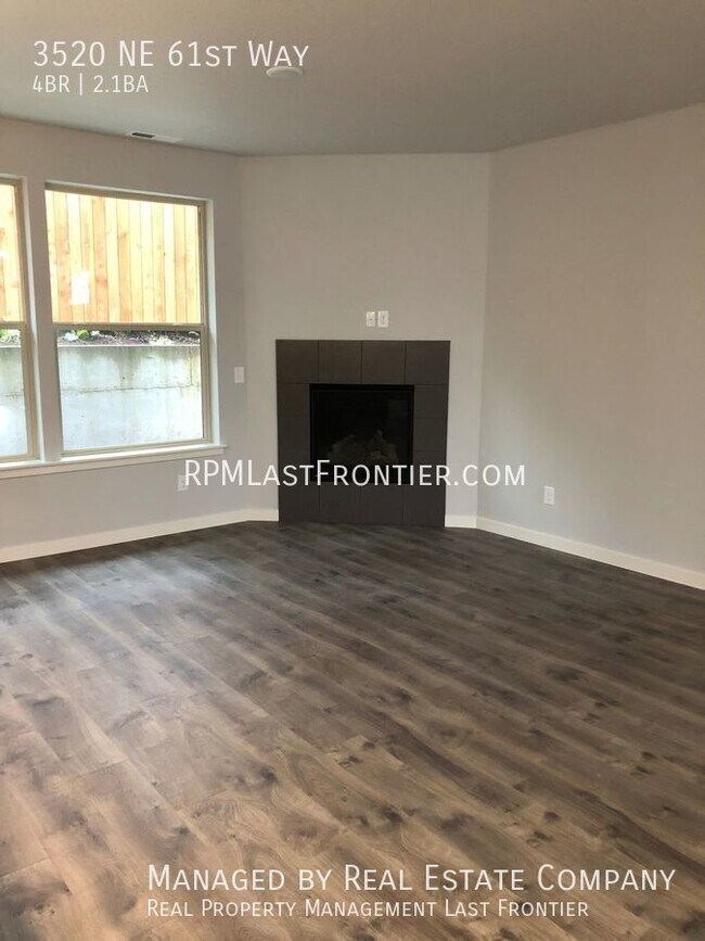 Foto del edificio - COMING SOON - Four Bedroom Vancouver Townh...