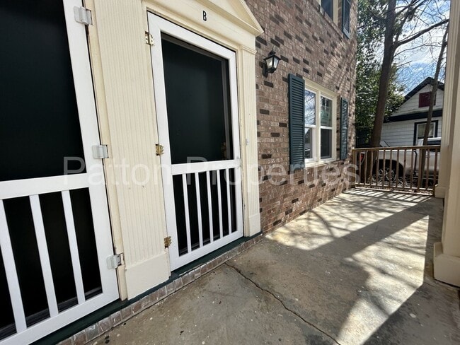 Building Photo - 7034 Fairmont Rd