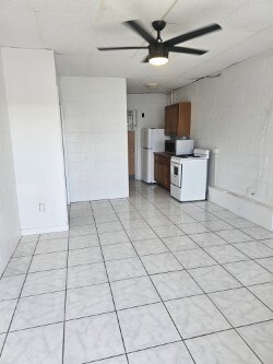 Foto principal - 2064 Young St