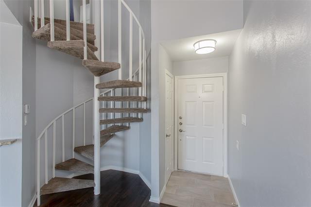 Building Photo - 1010 Allen St