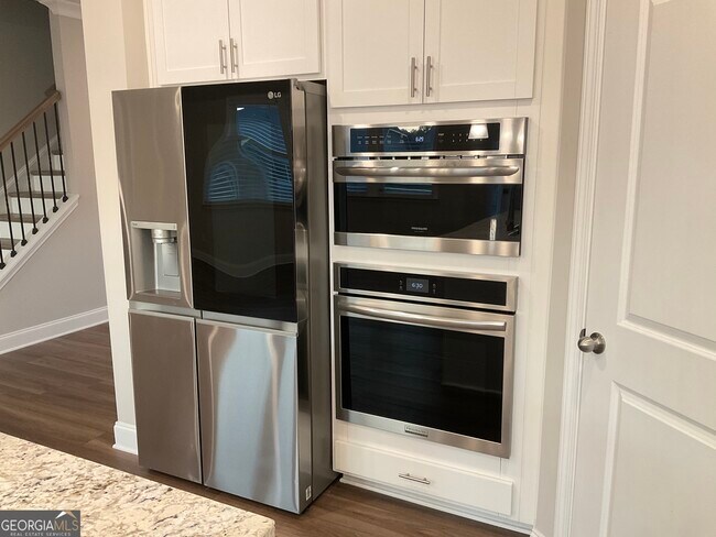 Foto del edificio - 240 Hollis St