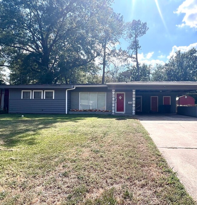 Building Photo - 734 Woodmont Pl