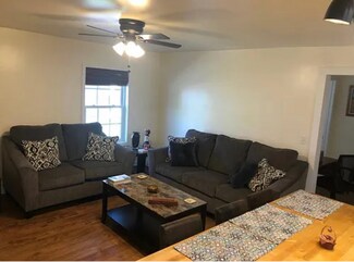 Building Photo - 657 Maine Ave