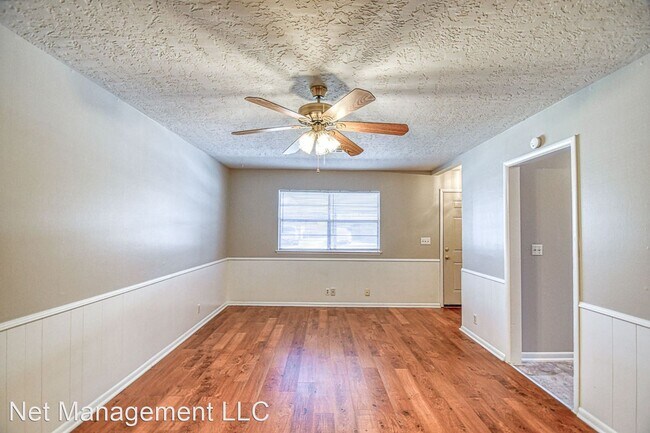 Building Photo - 2 br, 1 bath House - 819 Drake Drive