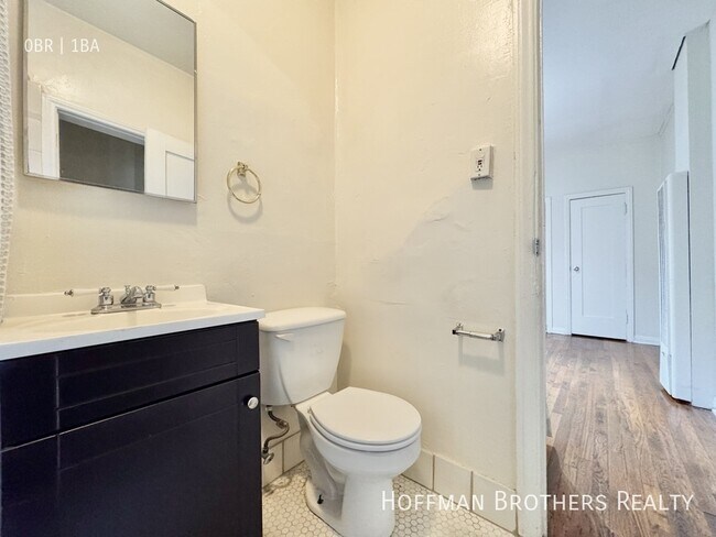 Foto del edificio - 836 Sanborn Ave