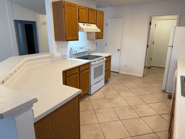 Building Photo - Spacious 4-Bedroom Ranch with Finished Bas...
