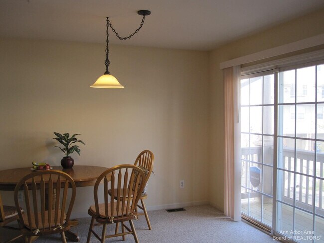 Foto del edificio - 2806 Barclay Wy